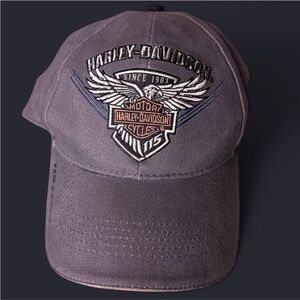 Harley-Davidson Grey Cap with Embroidered Emblem